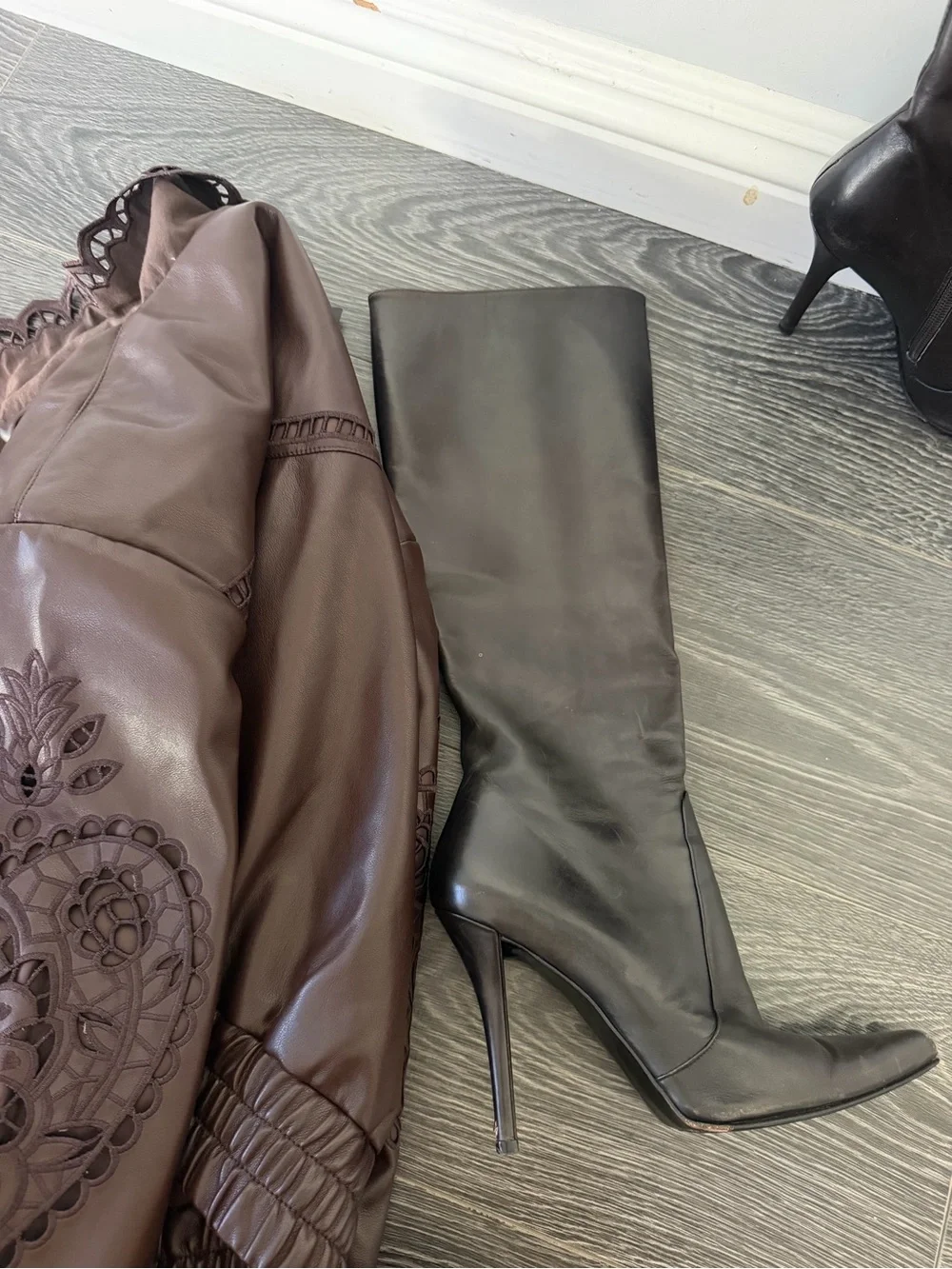 Dark brown Knee-High Pointed Toe Women's Boots